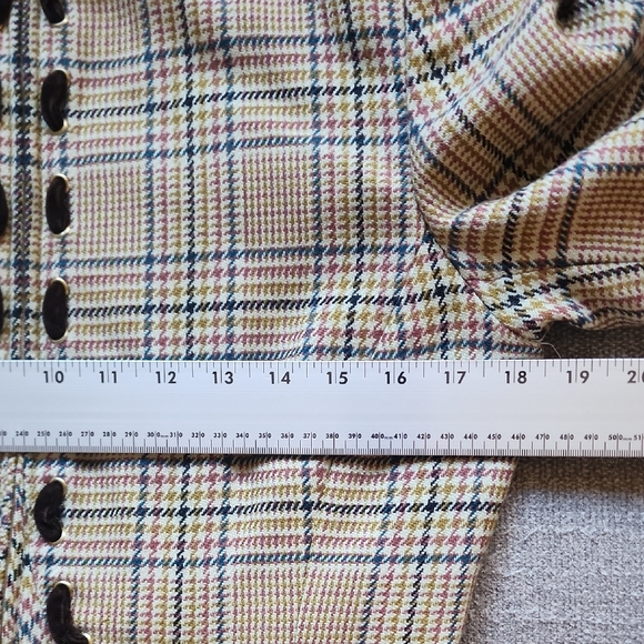 Vintage Valentino Boutique Plaid Blazer Black Velvet Trim Made in Italy Designer - Picture 10 of 11